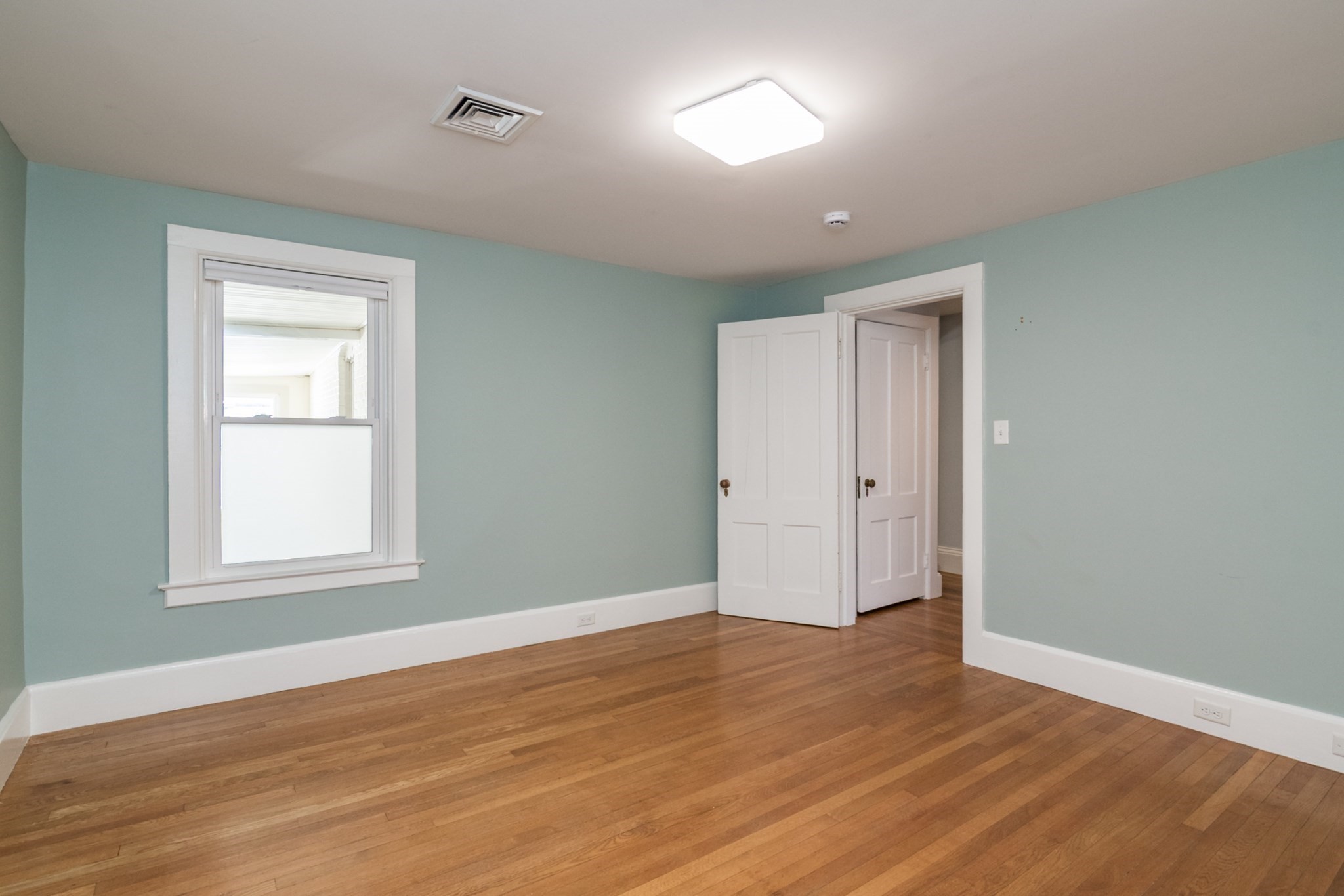 21 Lyman Rd # B Property Photo 14