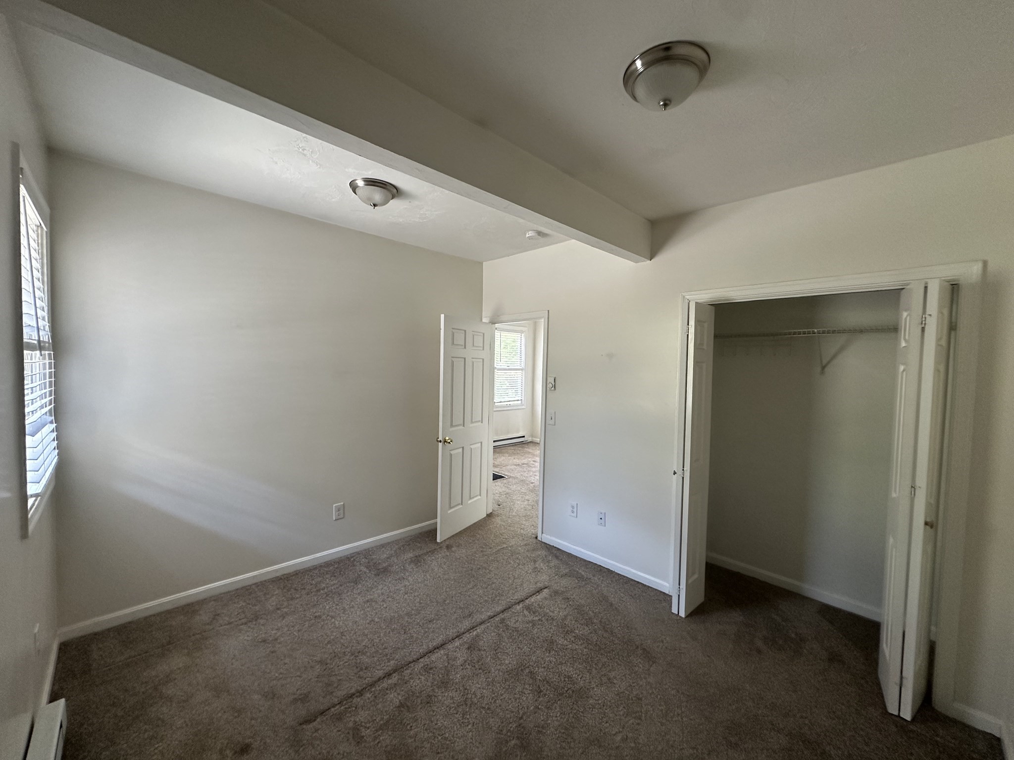 17a Peacedale Ave # 17a Property Photo 1