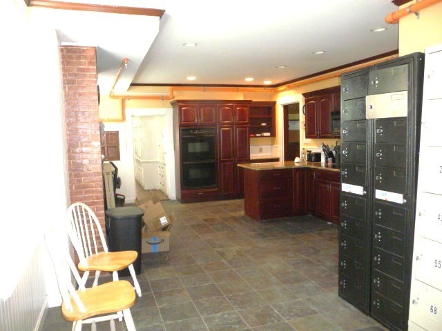 52 Ash St Property Photo 10