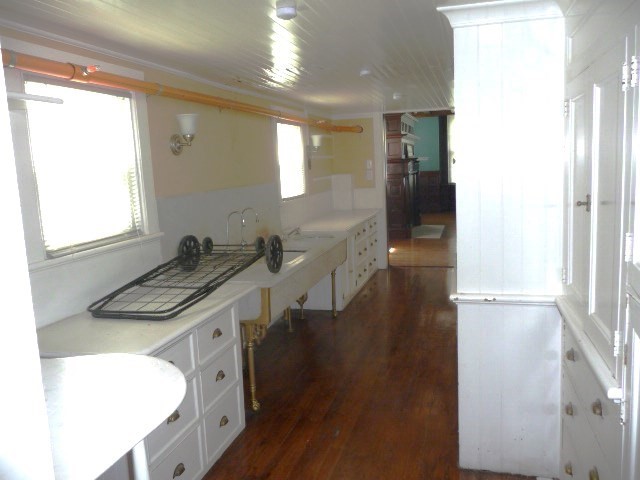 52 Ash St Property Photo 11