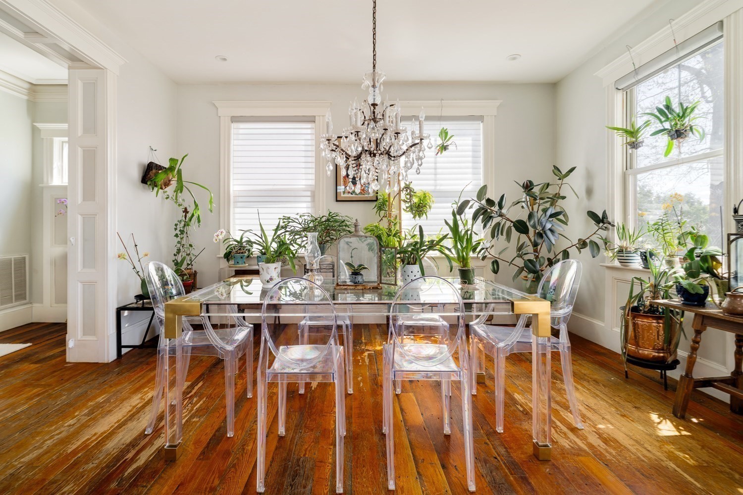 70 Oxford St Property Photo 8