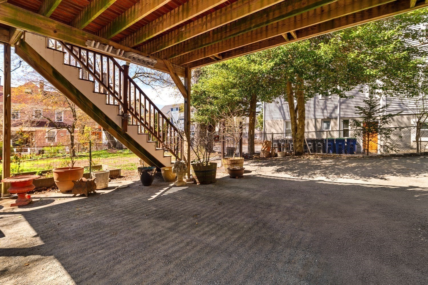 70 Oxford St Property Photo 35