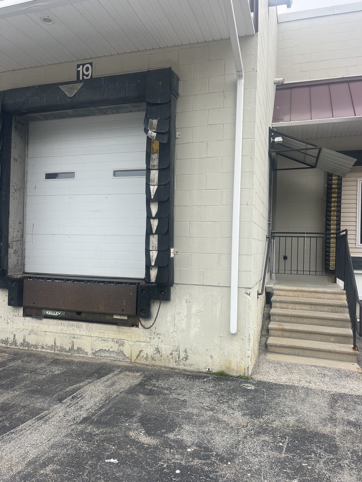20 Main Property Photo 1
