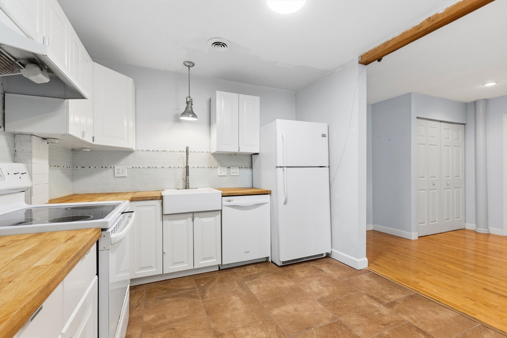 96 Old Colony Ave # 234 Property Photo 1