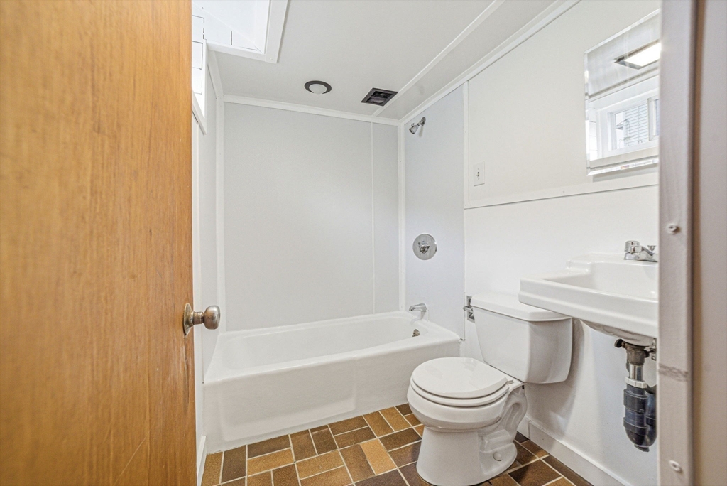 43-45 Shirley St Property Photo 29