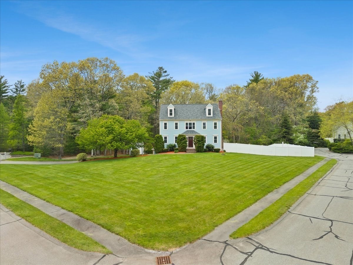 2 Furlong Circle Property Photo 5