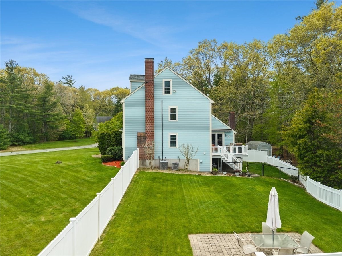 2 Furlong Circle Property Photo 6