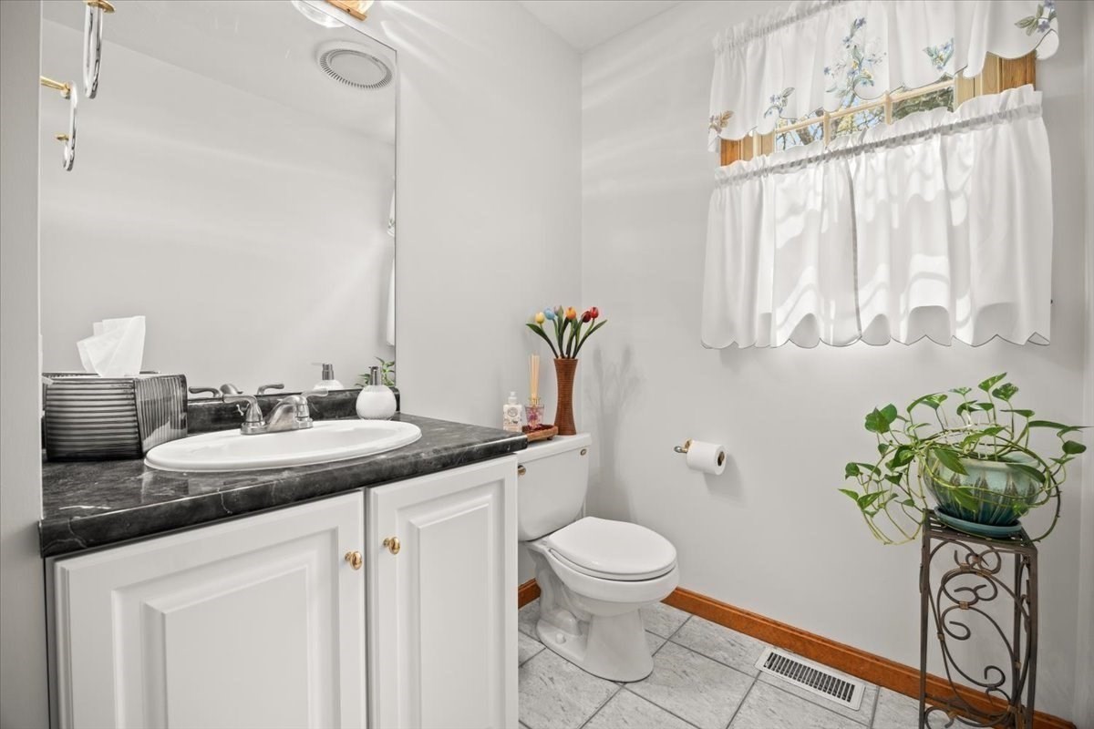 2 Furlong Circle Property Photo 25