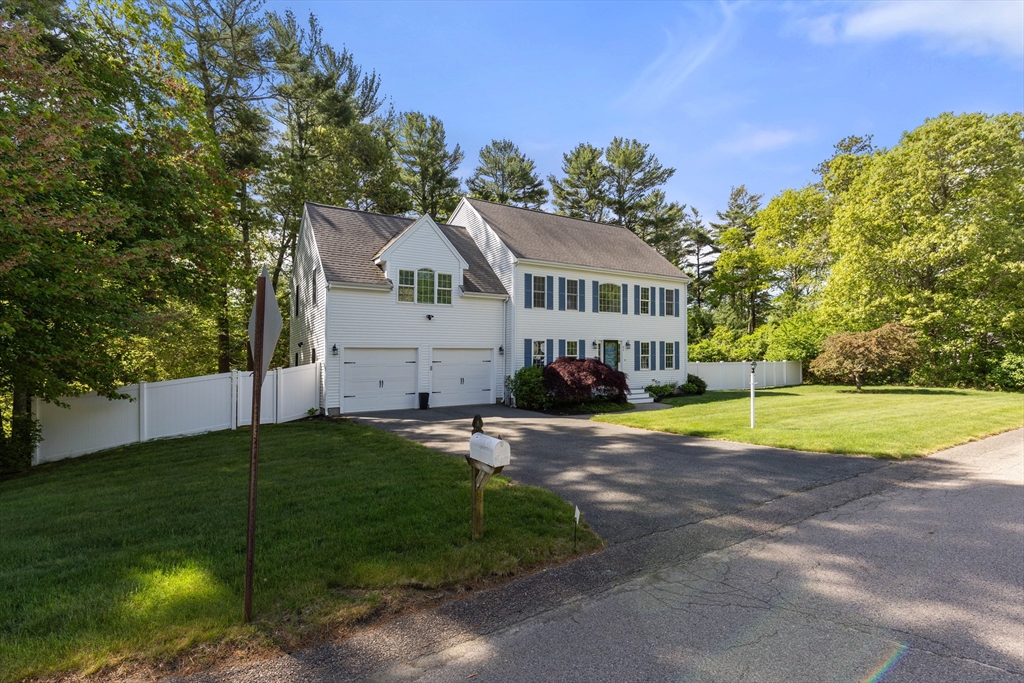 86 Shallow Pond Lane