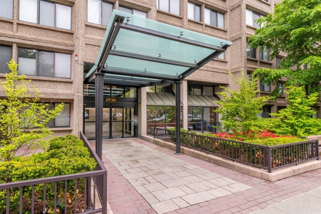 1731 Beacon St. # 520 Property Photo 1