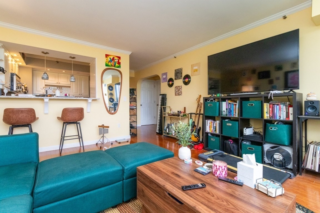 1731 Beacon St. # 520 Property Photo 3