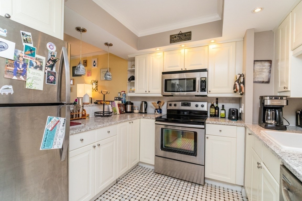 1731 Beacon St. # 520 Property Photo 7