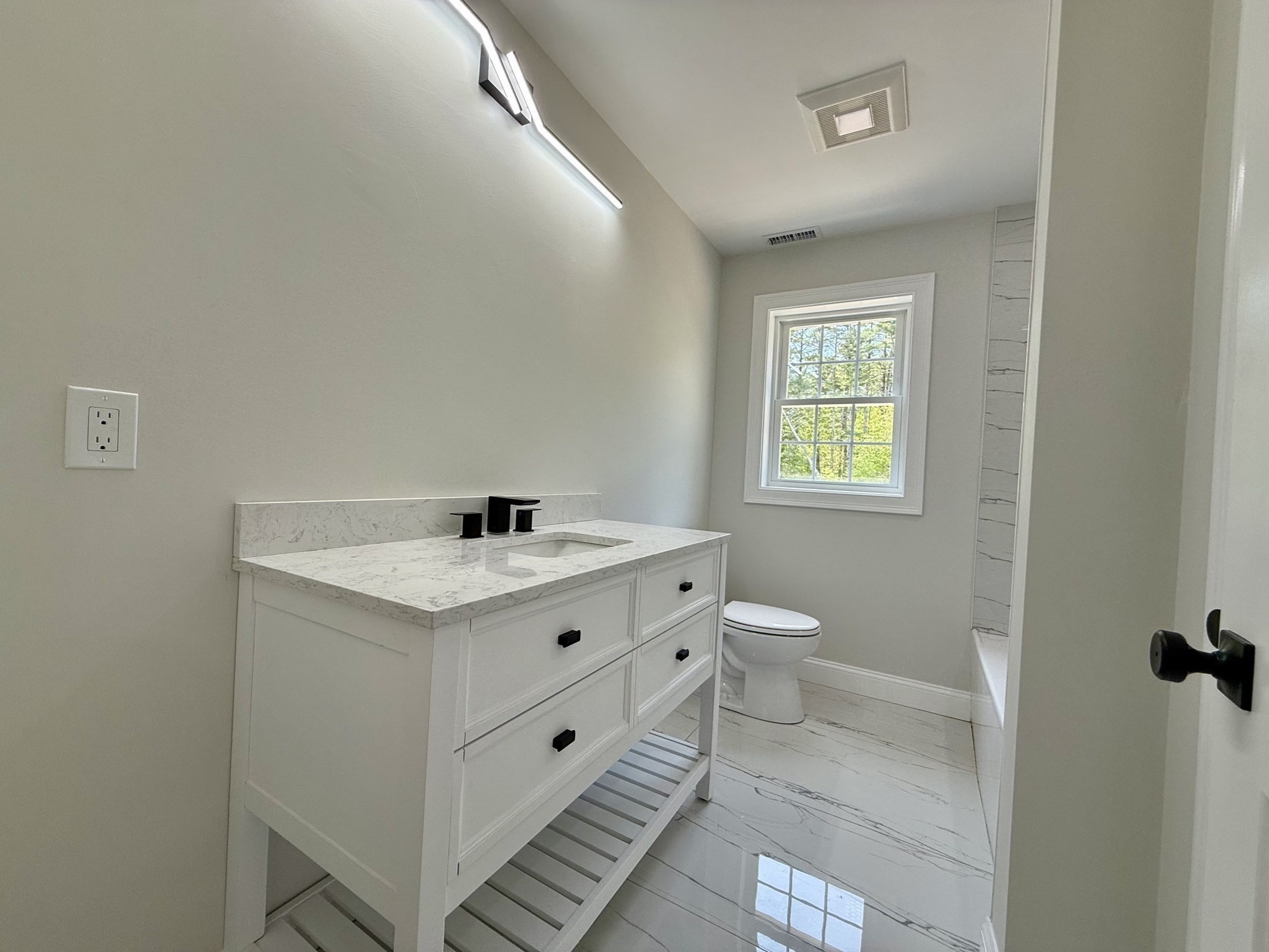 1 Great Woods Cir Property Photo 18