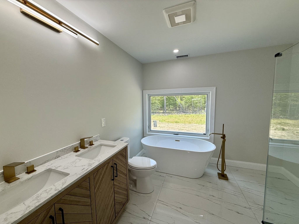 1 Great Woods Cir Property Photo 19