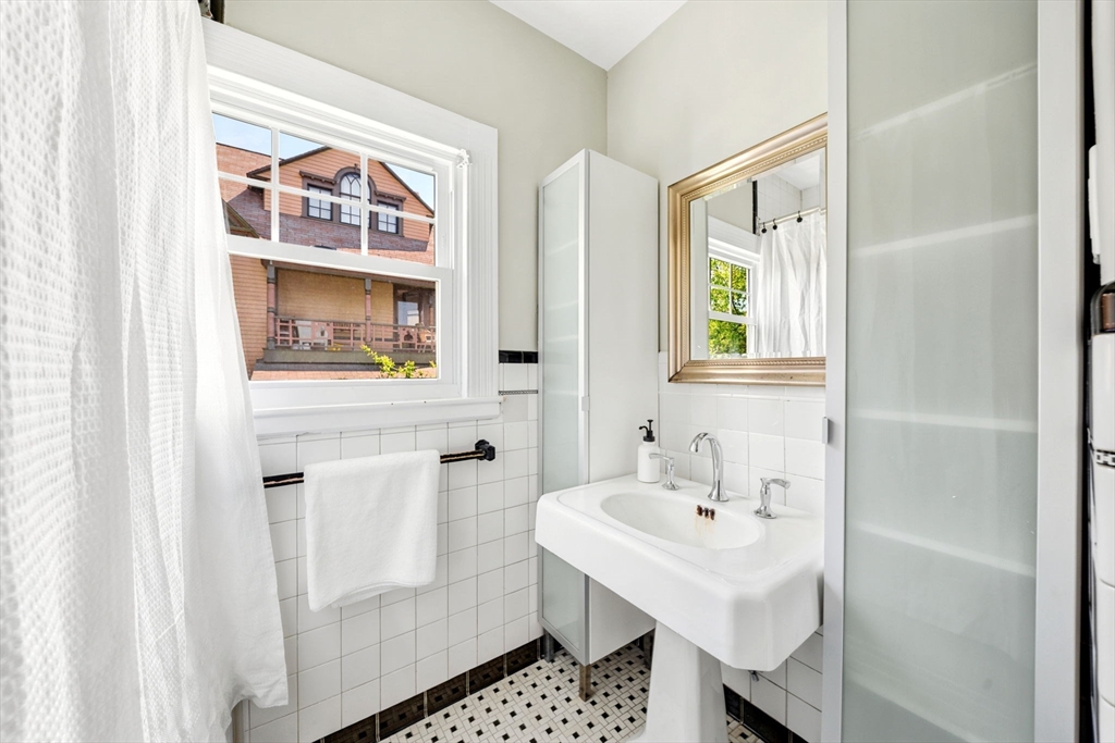 42 Roslin St Property Photo 36