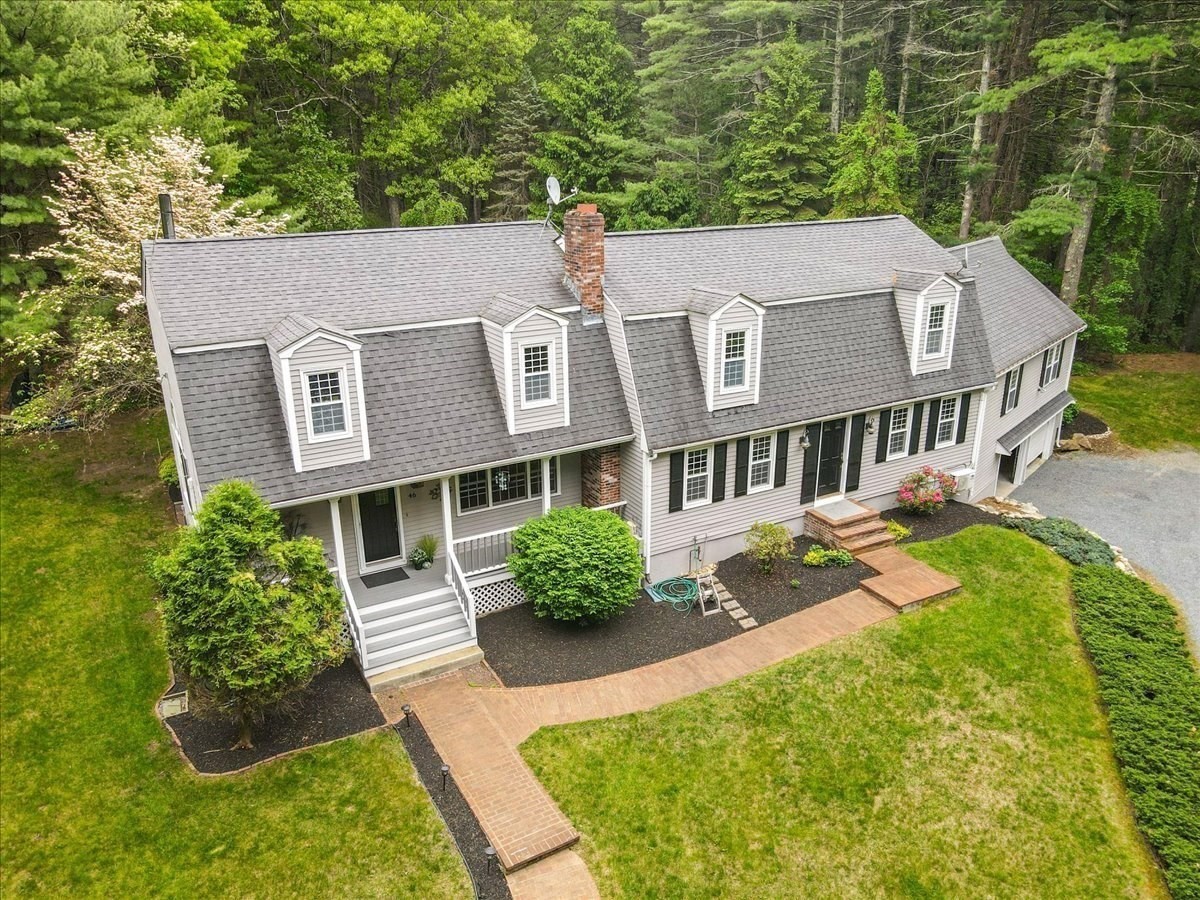 46 King St Property Photo 2