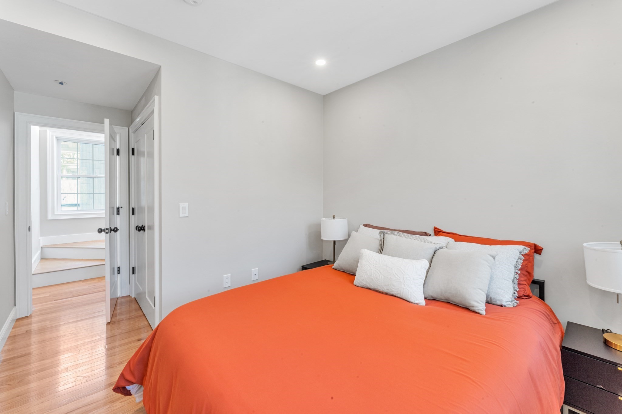 112 Armandine Street # 3 Property Photo 14