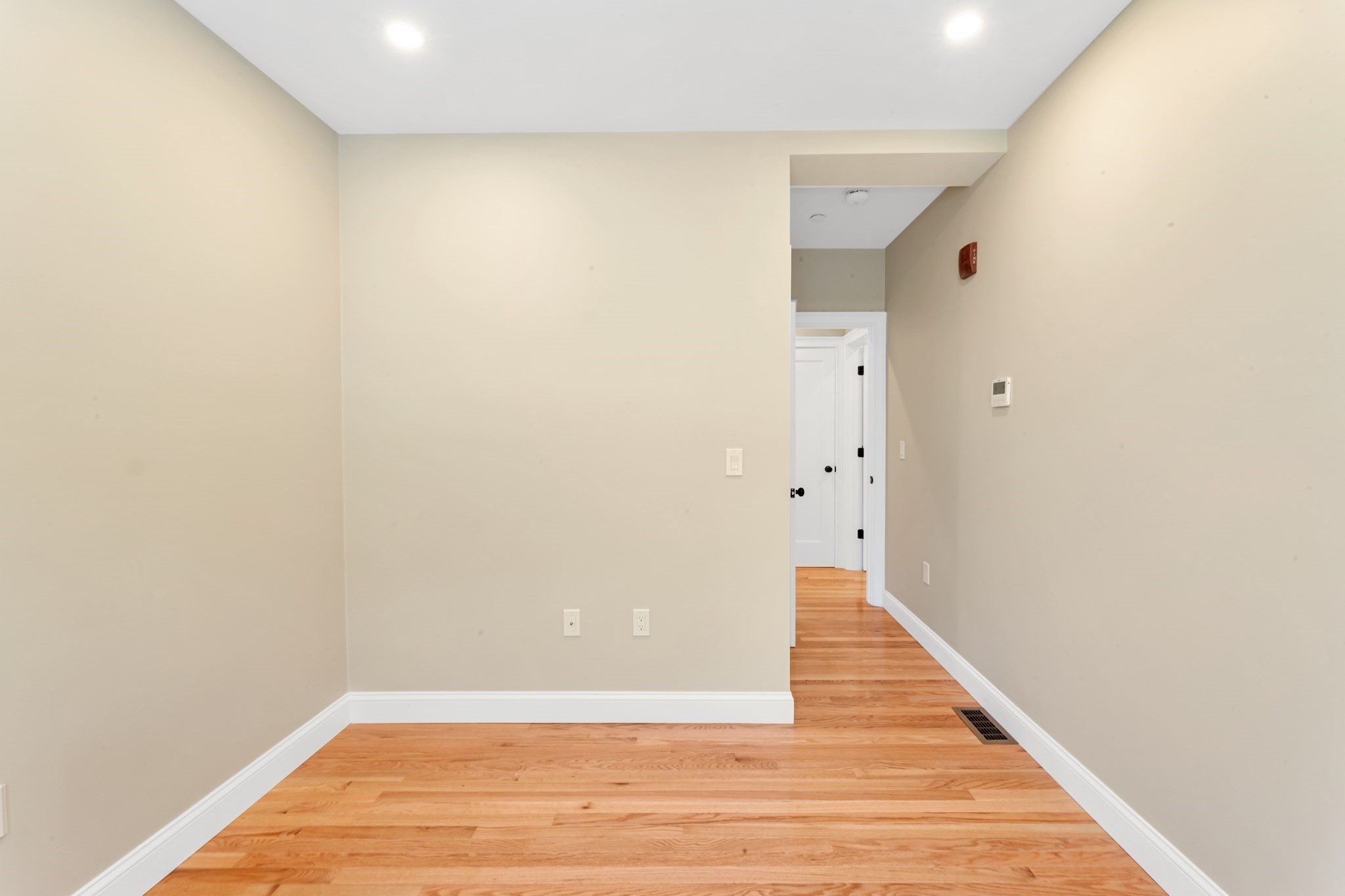 112 Armandine Street # 3 Property Photo 22