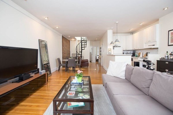 247 Beacon Ph Property Photo 1