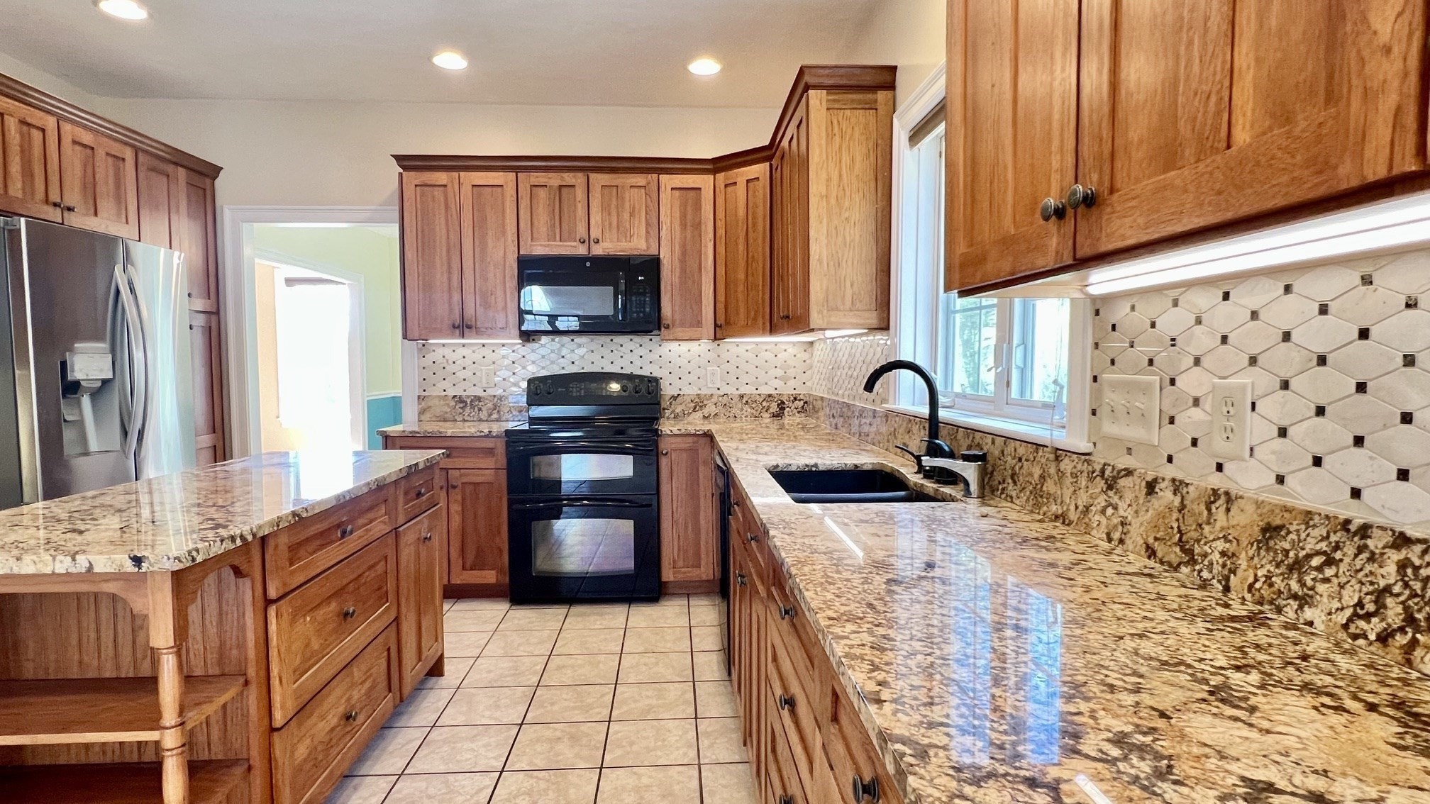 7 Deer Run Property Photo 3