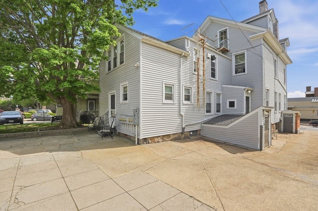 483 County Street Property Photo 2