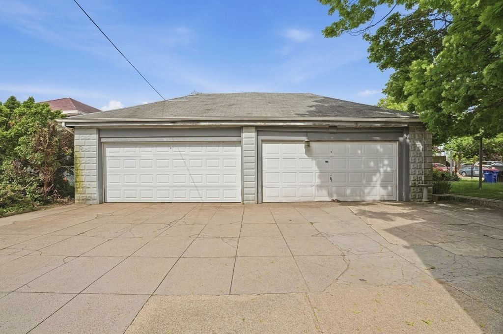 483 County Street Property Photo 3