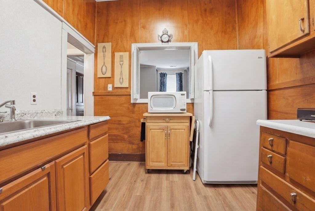 483 County Street Property Photo 11