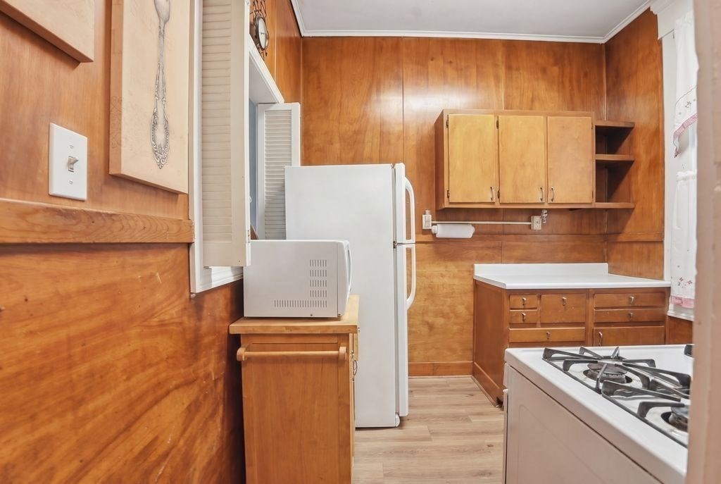 483 County Street Property Photo 12