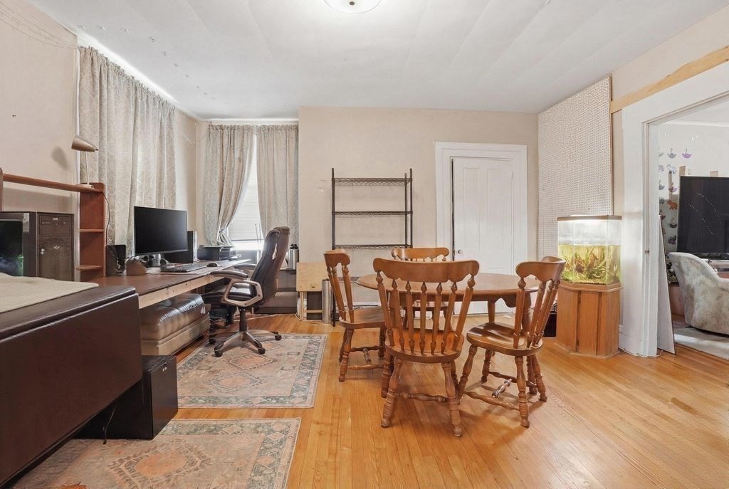 483 County Street Property Photo 14