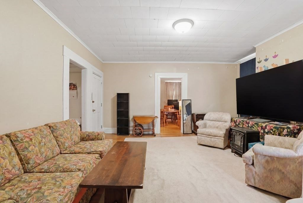 483 County Street Property Photo 15
