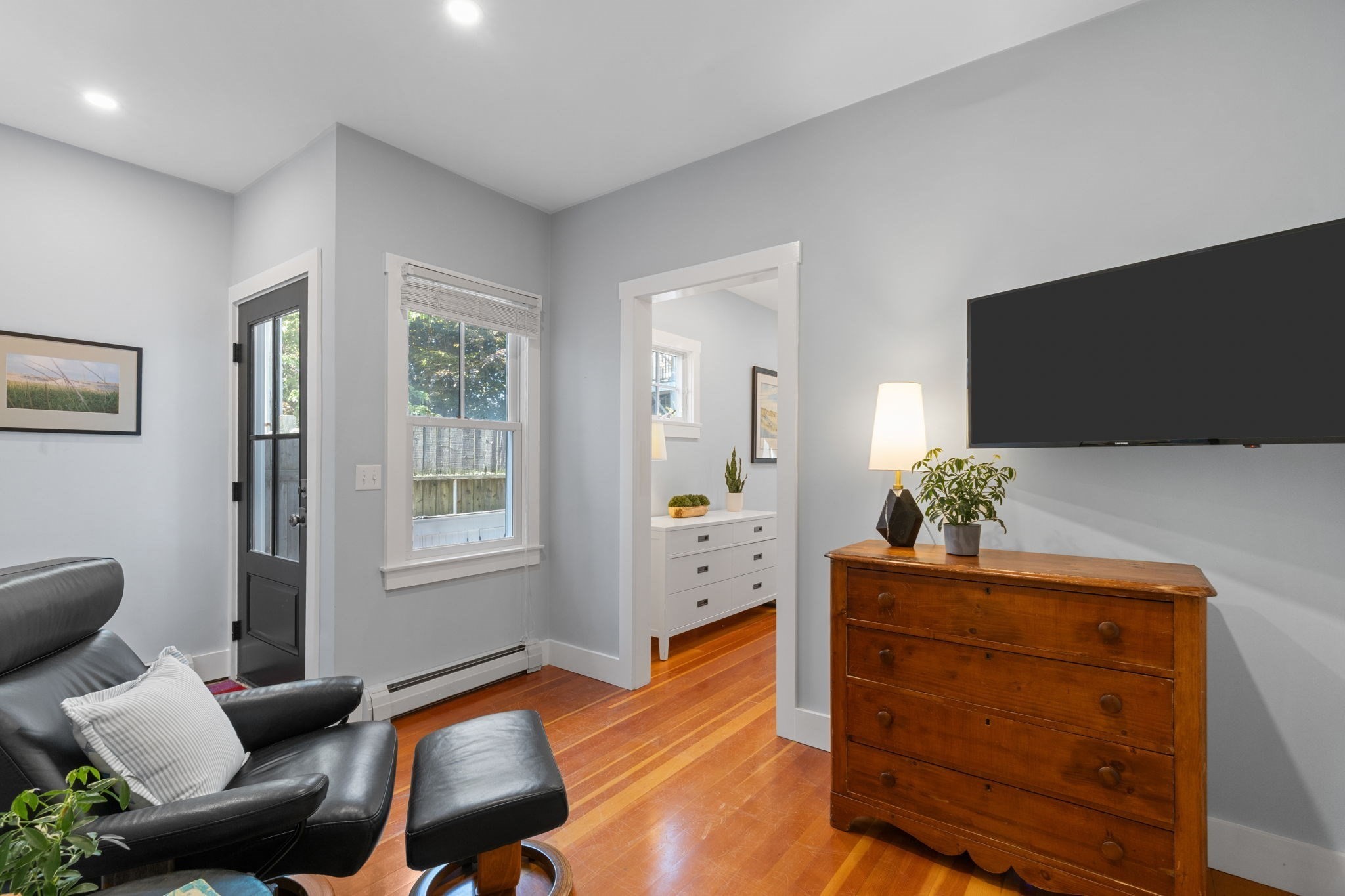 134 Commercial St Property Photo 7