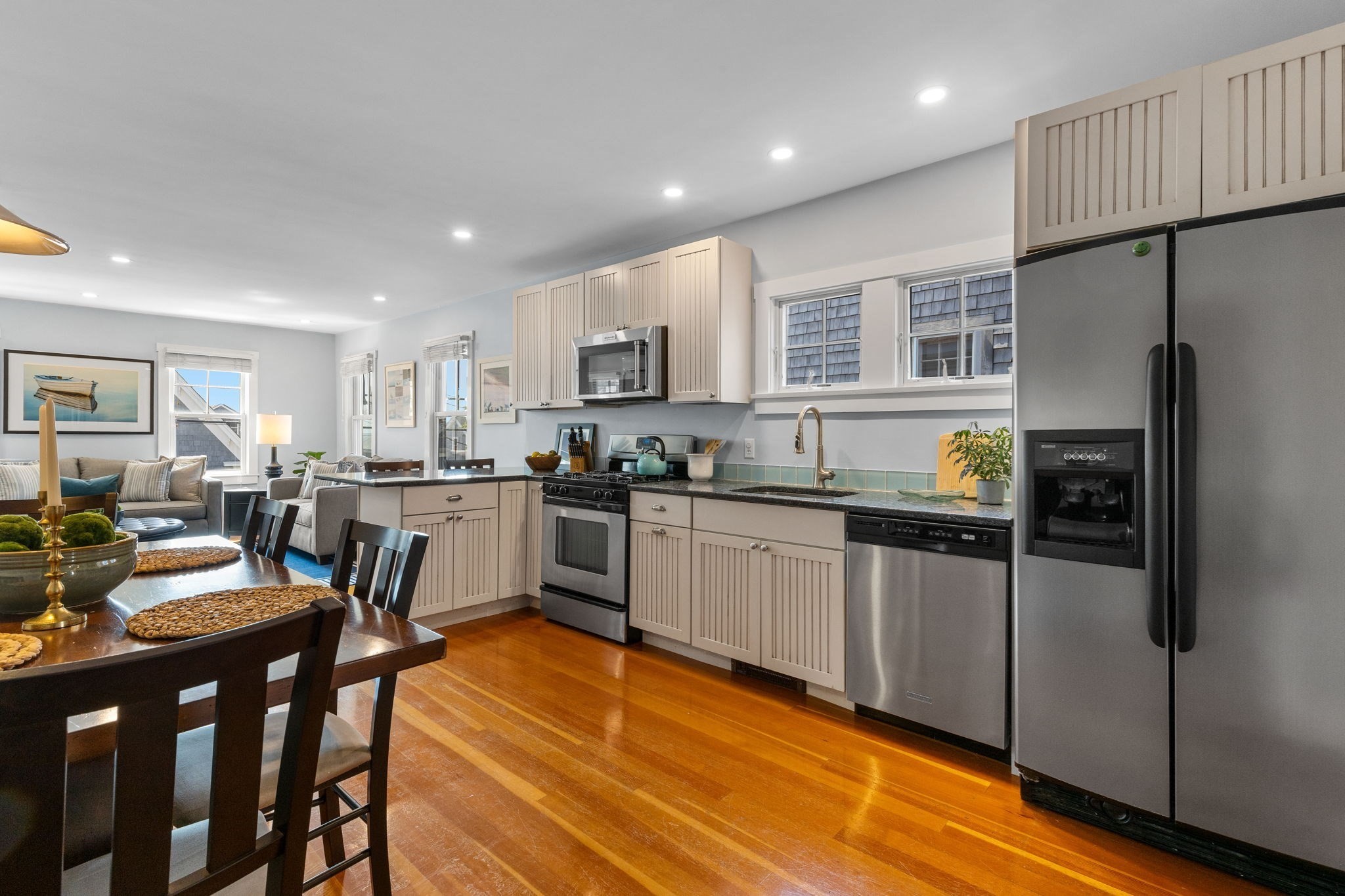 134 Commercial St Property Photo 19