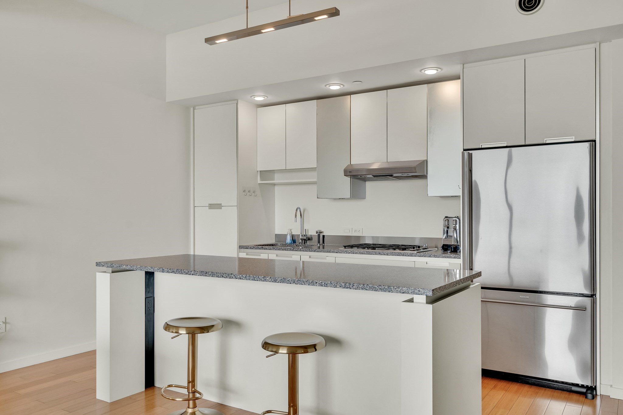 141 Dorchester Ave # 906 Property Photo 11