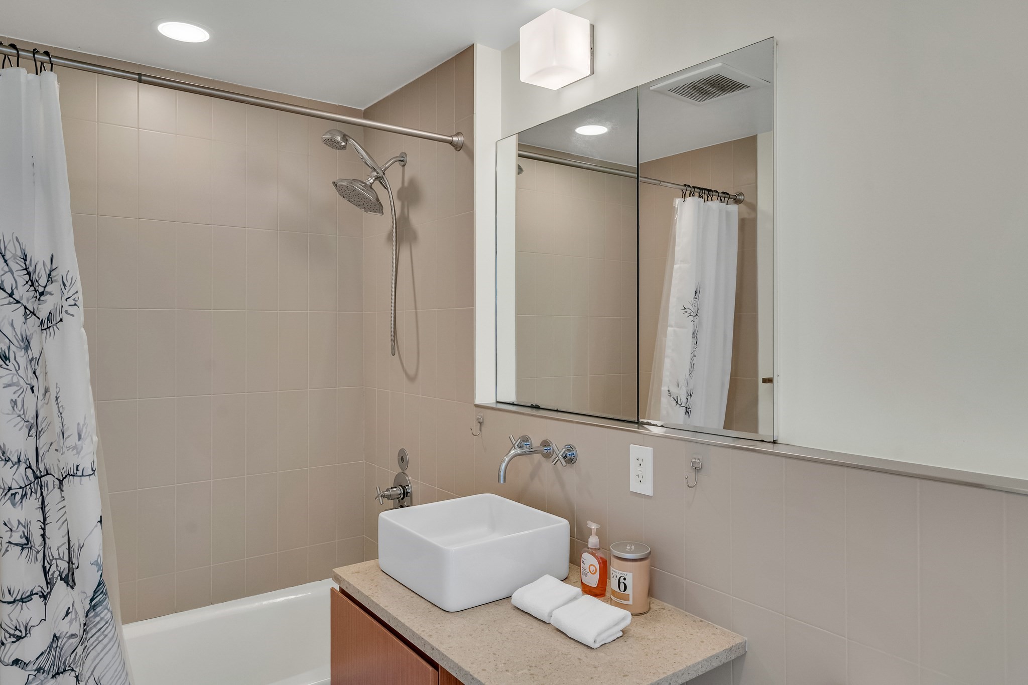 141 Dorchester Ave # 906 Property Photo 14
