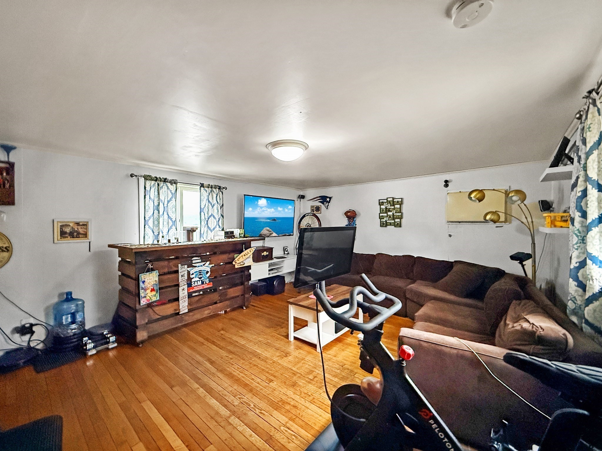 50 Main St Property Photo 24