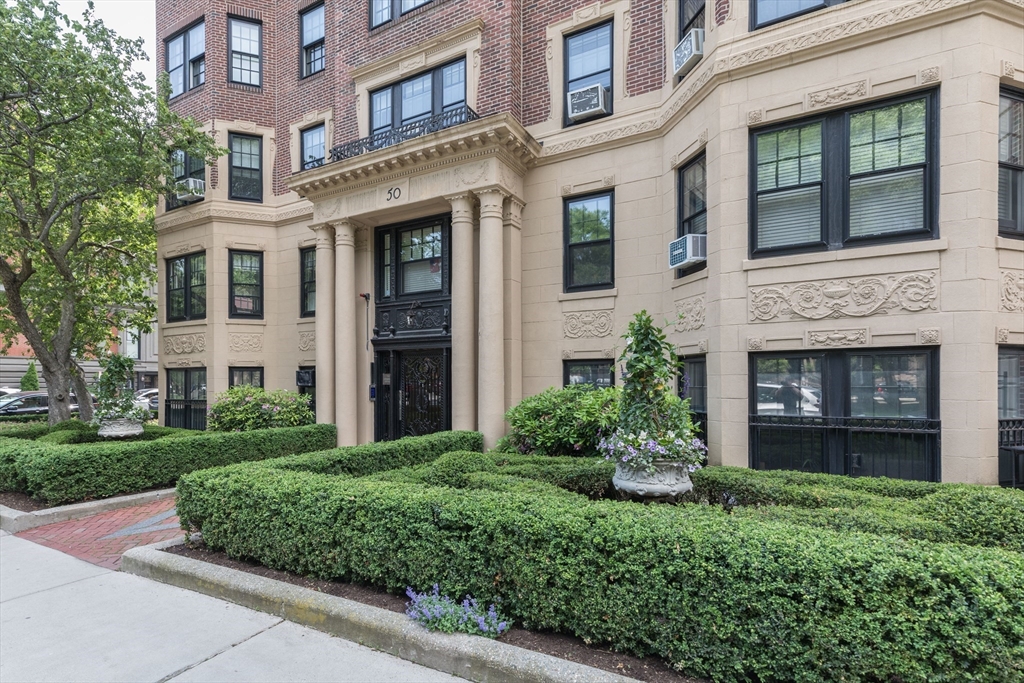 50 Commonwealth Avenue # 505 Property Photo 1