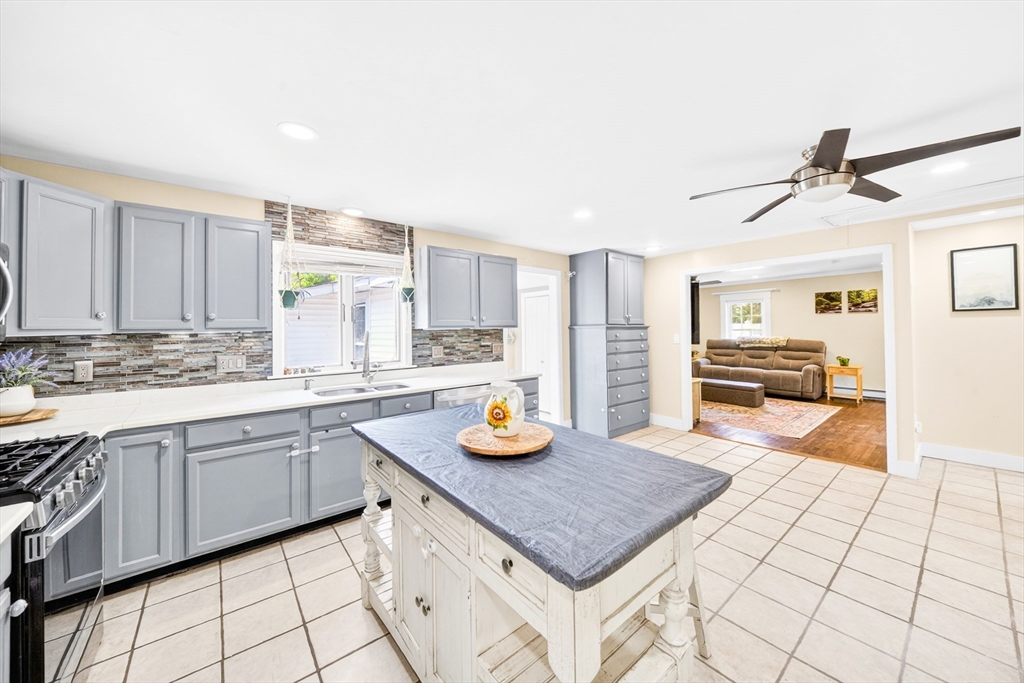 84 Fowler Rd Property Photo 1