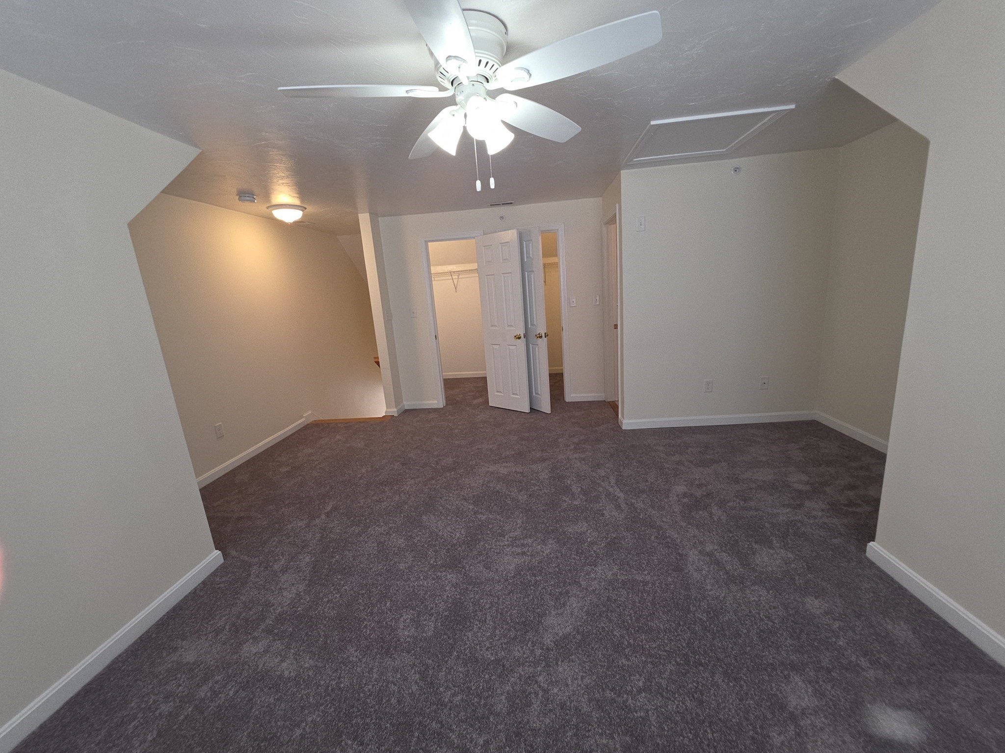 956 Warren Ave # 4 Property Photo 30