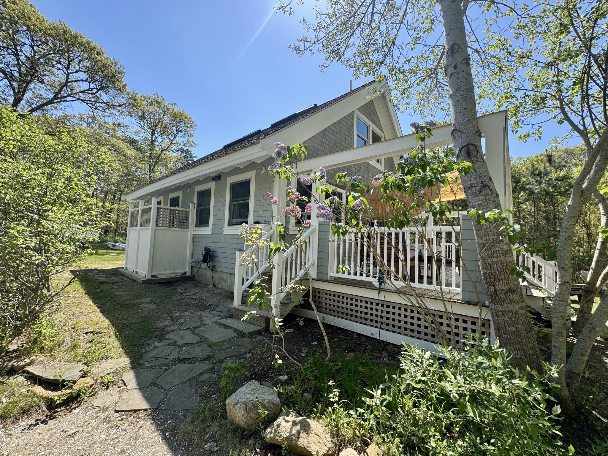 299 Daggett Ave # A Property Photo 10