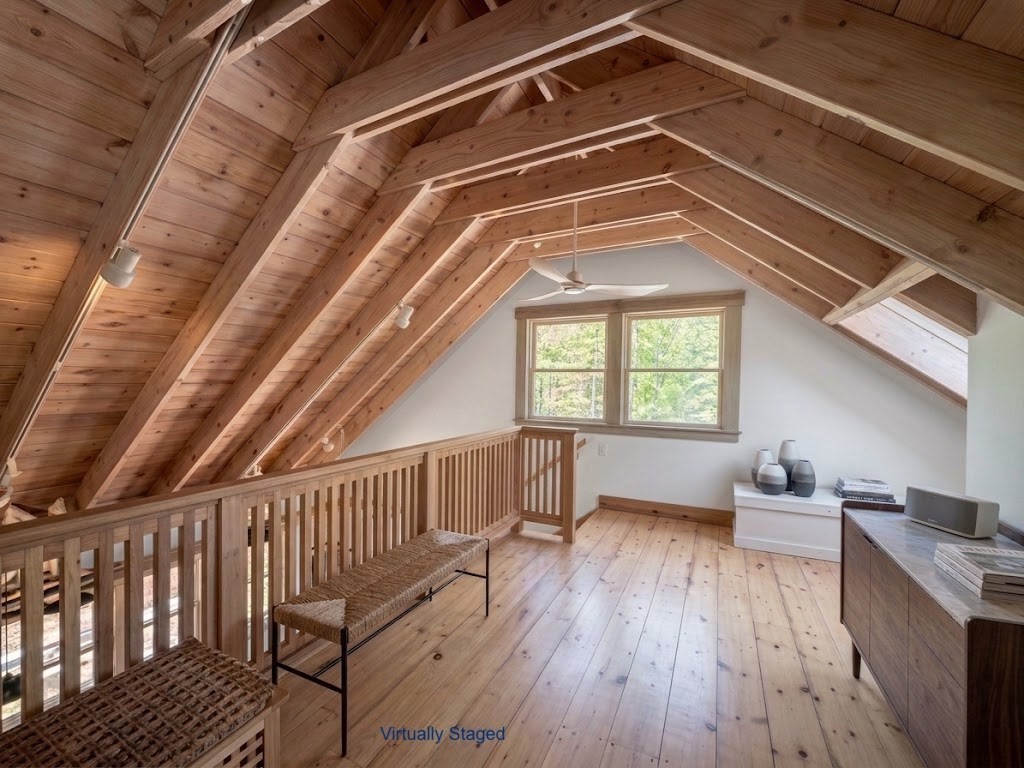 299 Daggett Ave # A Property Photo 17