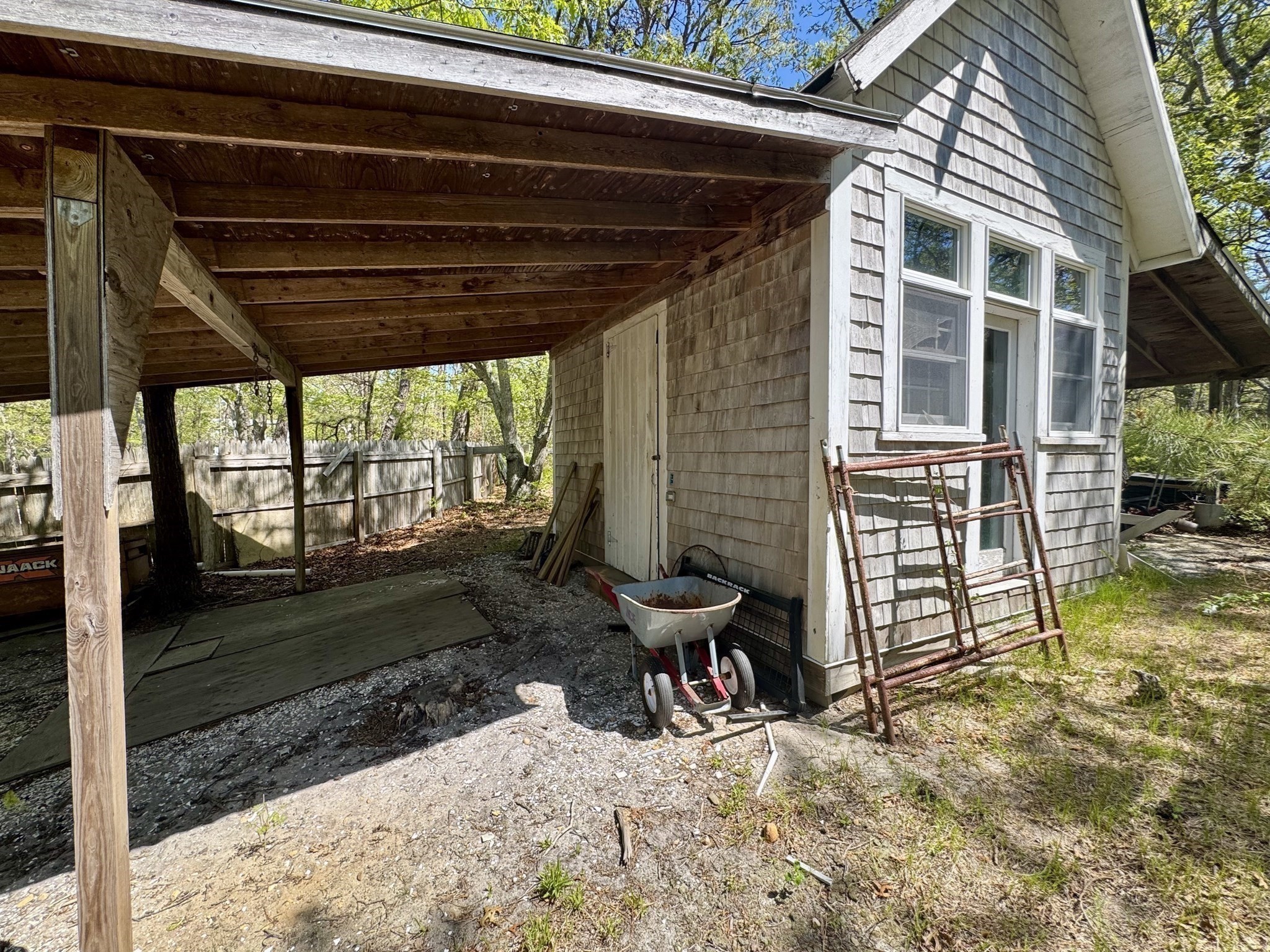 299 Daggett Ave # A Property Photo 27