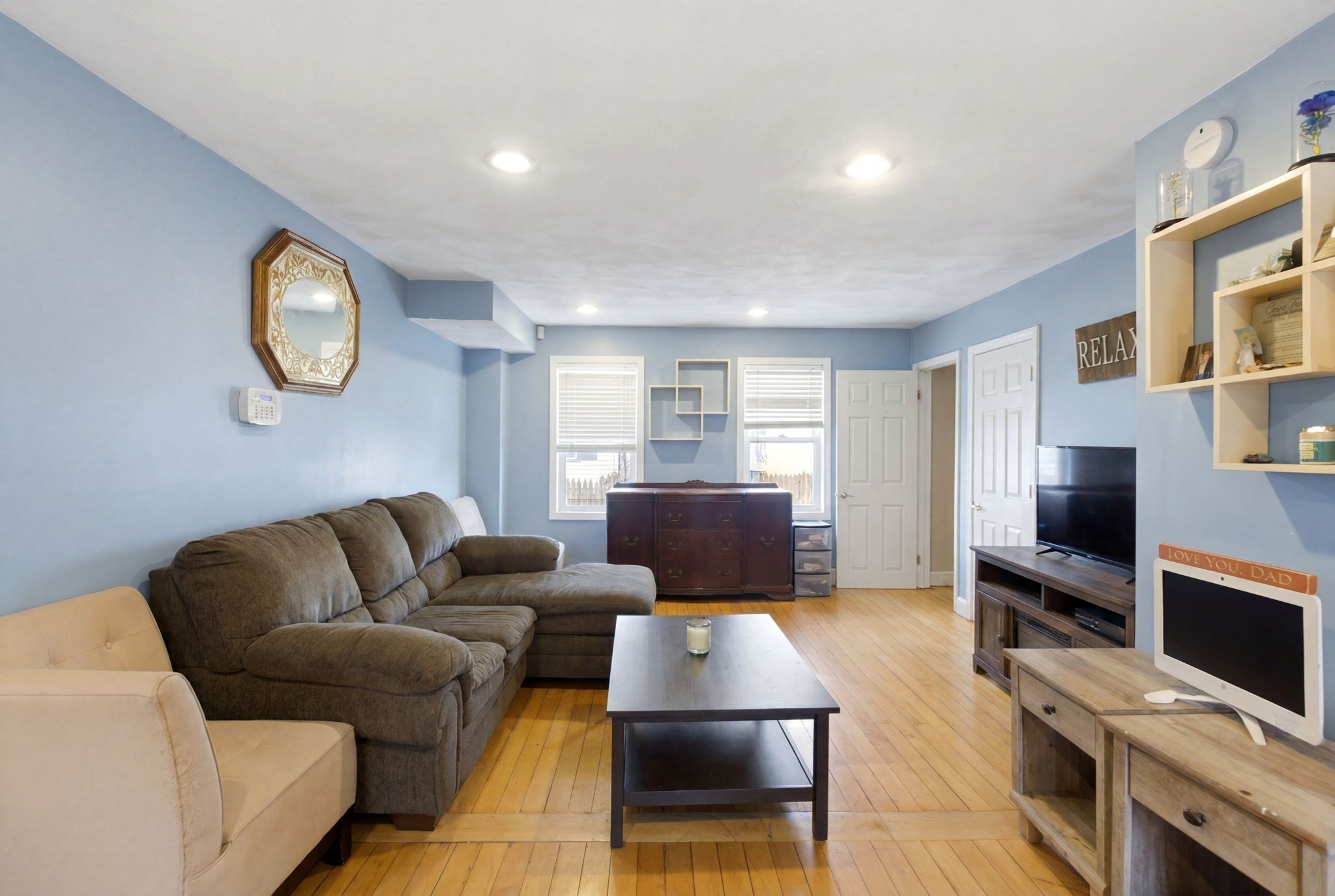 17 West Street Property Photo 2