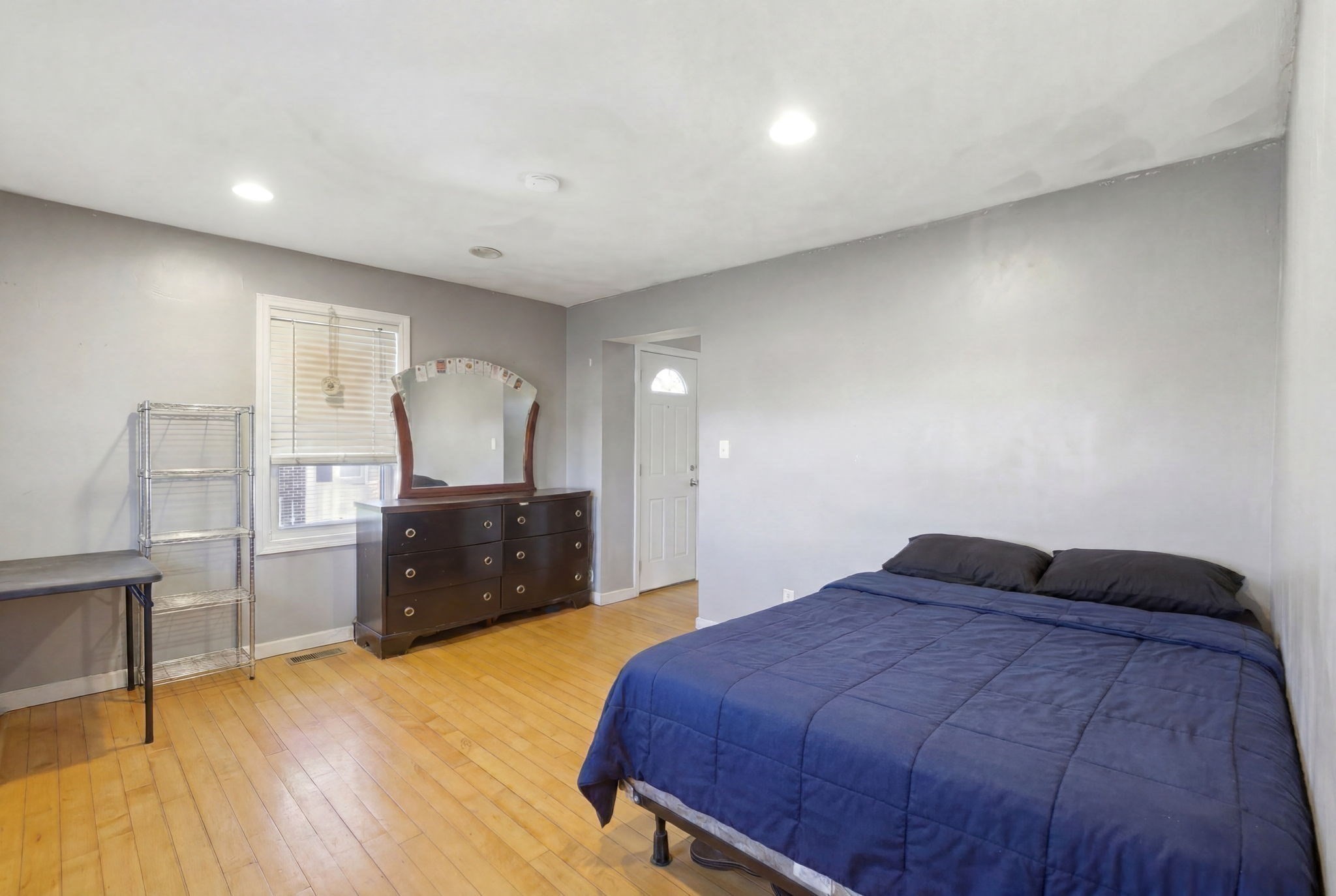 17 West Street Property Photo 9