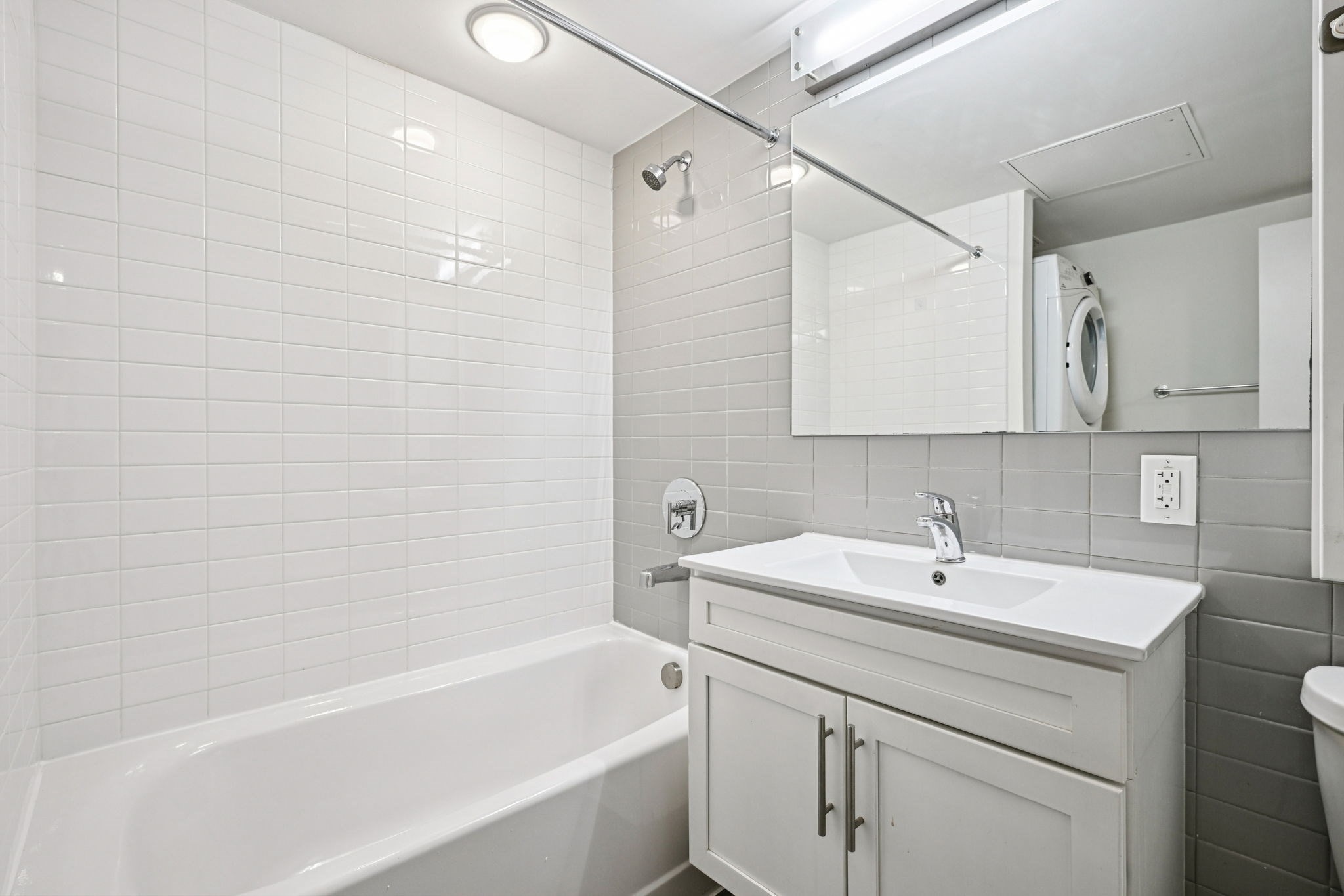 603 Concord # 212 Property Photo 8