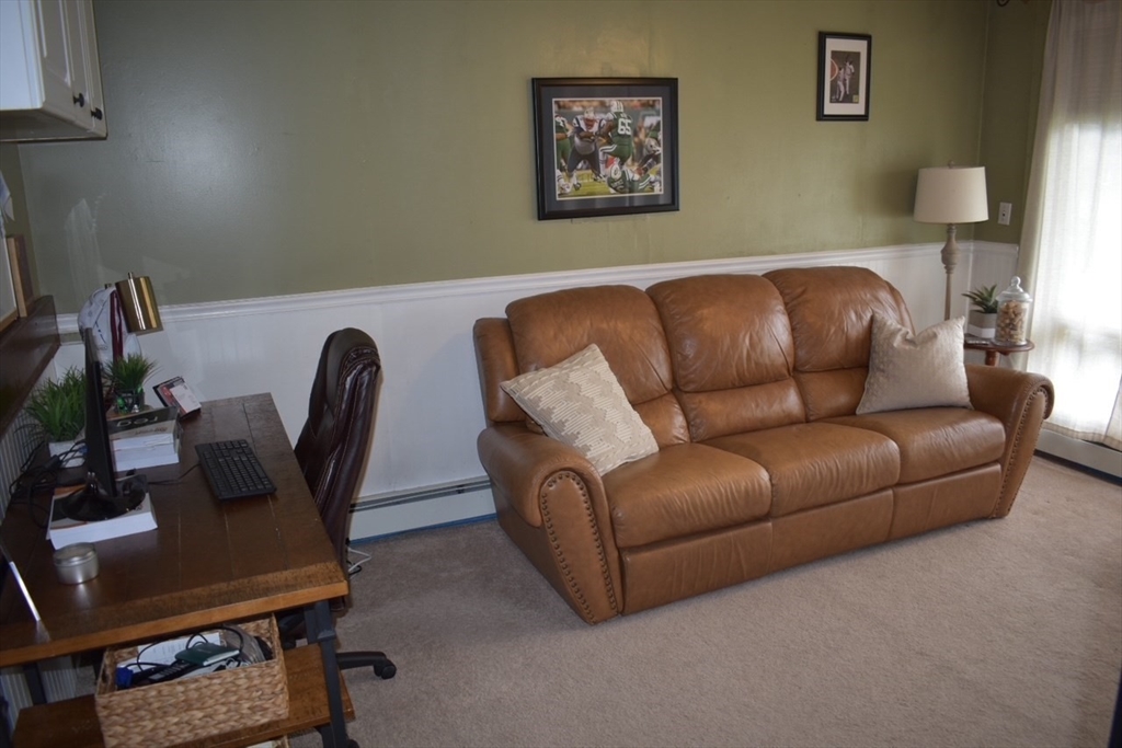 18 Griffin Rd Property Photo 5