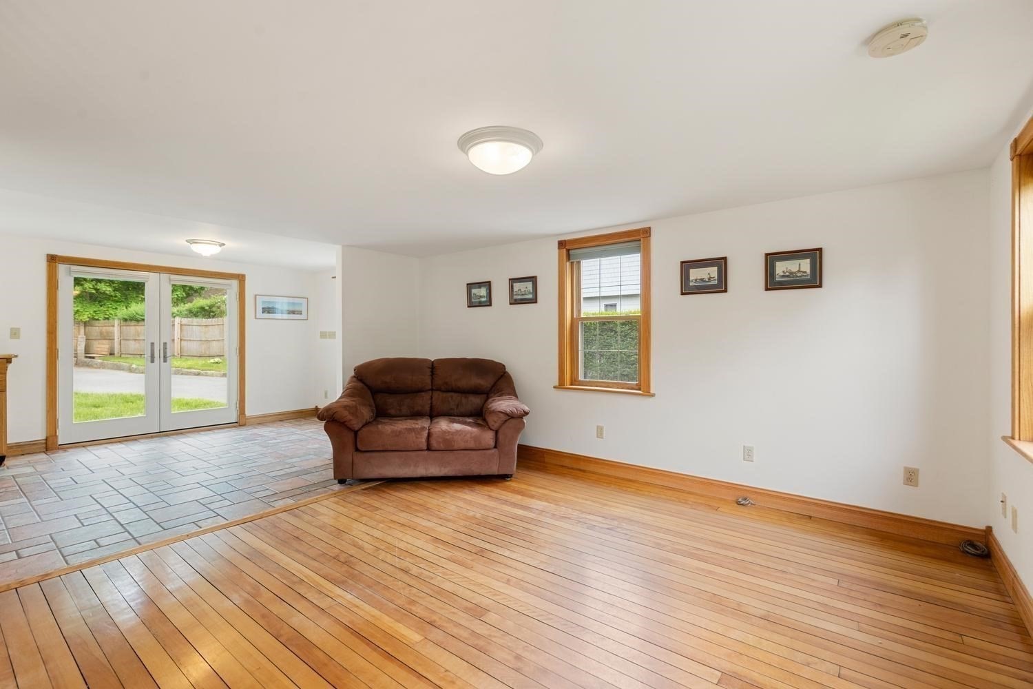 17 Pigeon Hill Street Property Photo 7