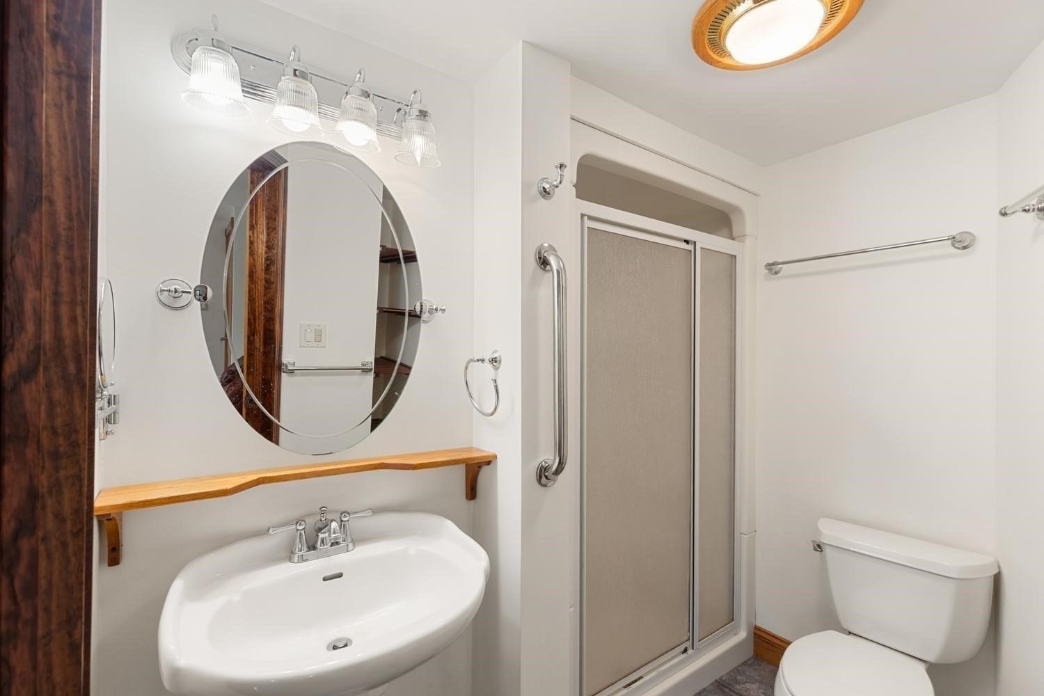 17 Pigeon Hill Street Property Photo 20
