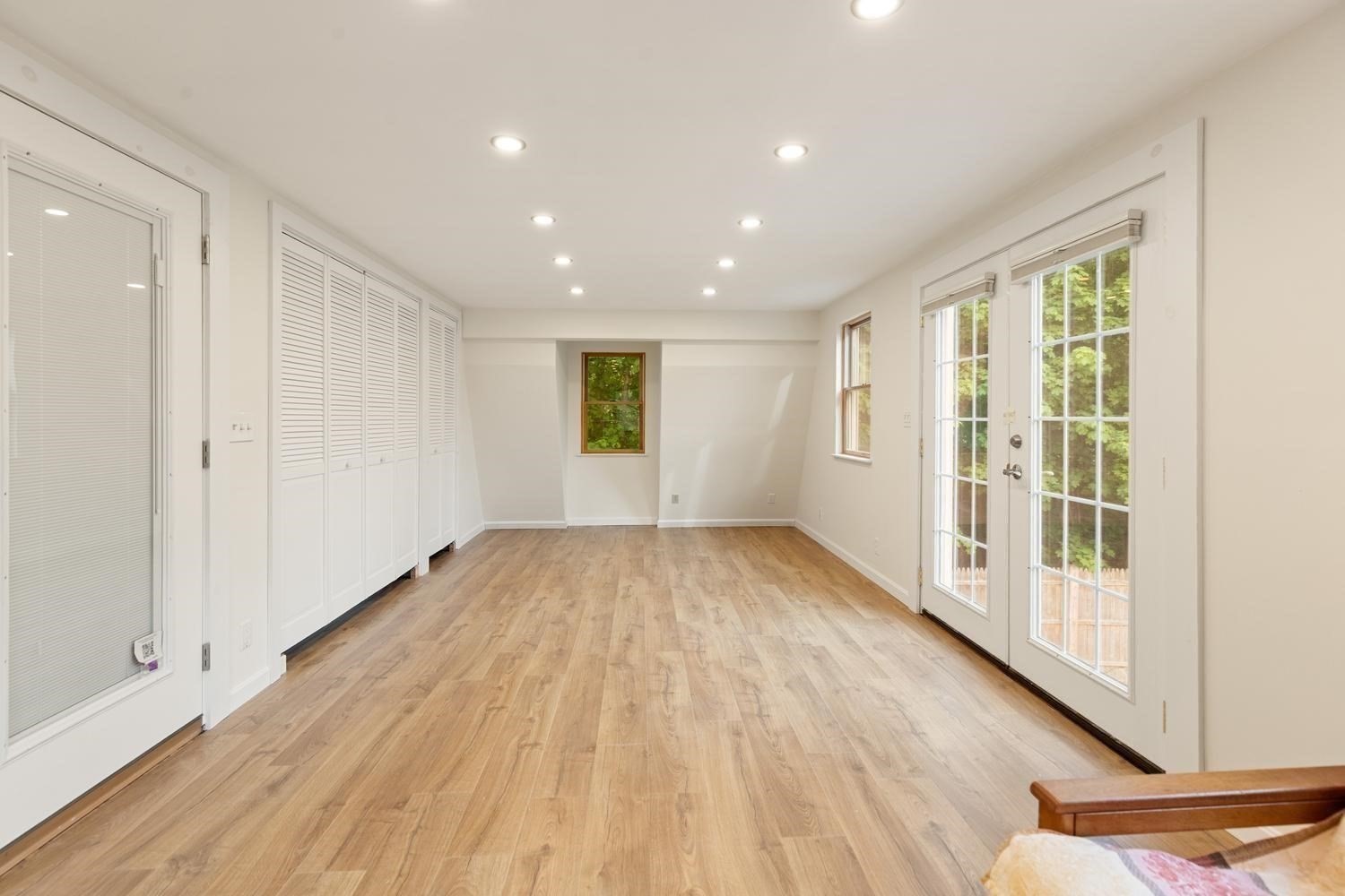 17 Pigeon Hill Street Property Photo 32