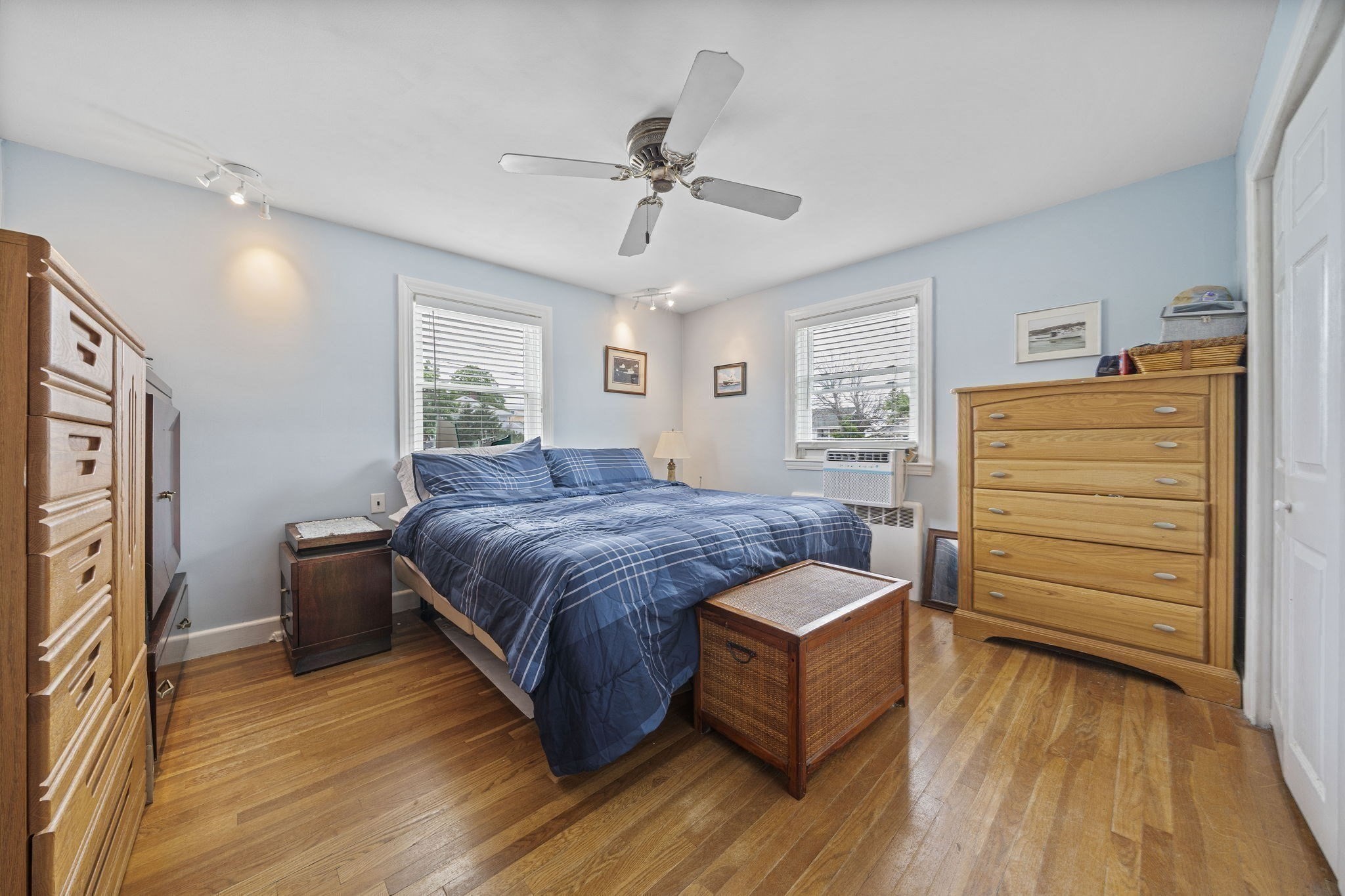 15 D St Property Photo 11