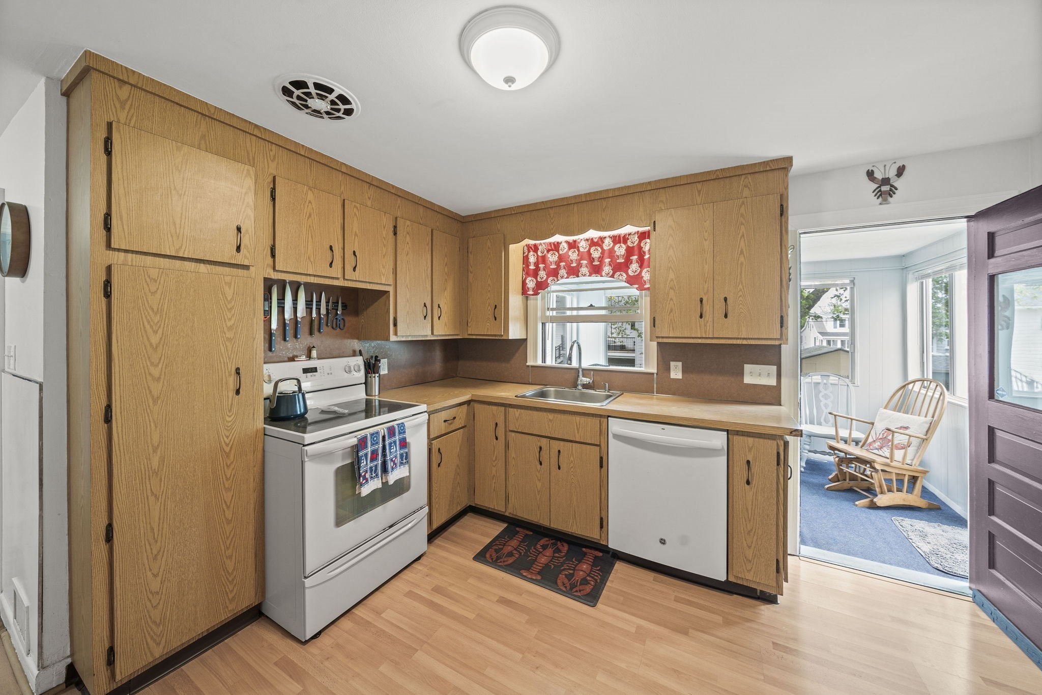 15 D St Property Photo 41